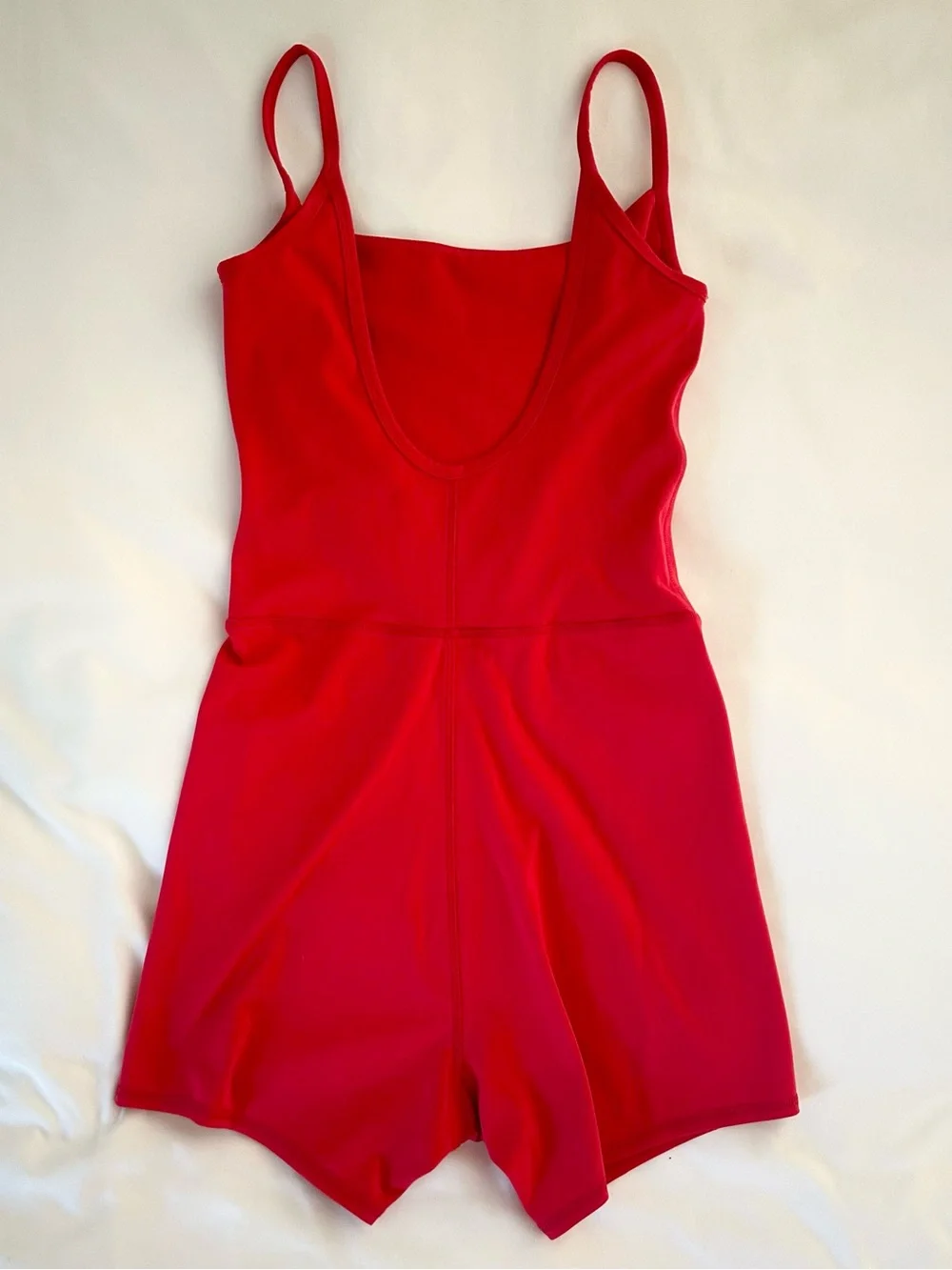 Wellbeing + Being Well Movewell Quinn Romper Lava Red Size Small
